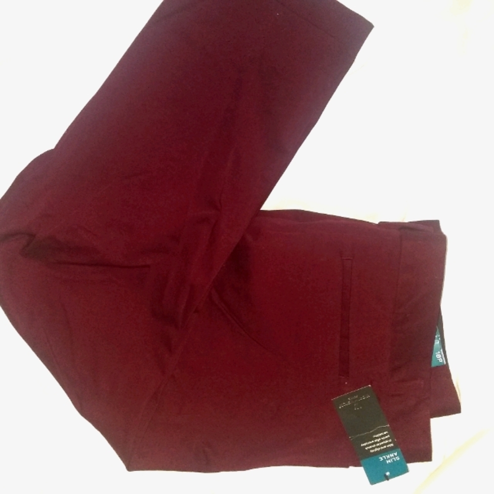 Worthington Size 18P Capris